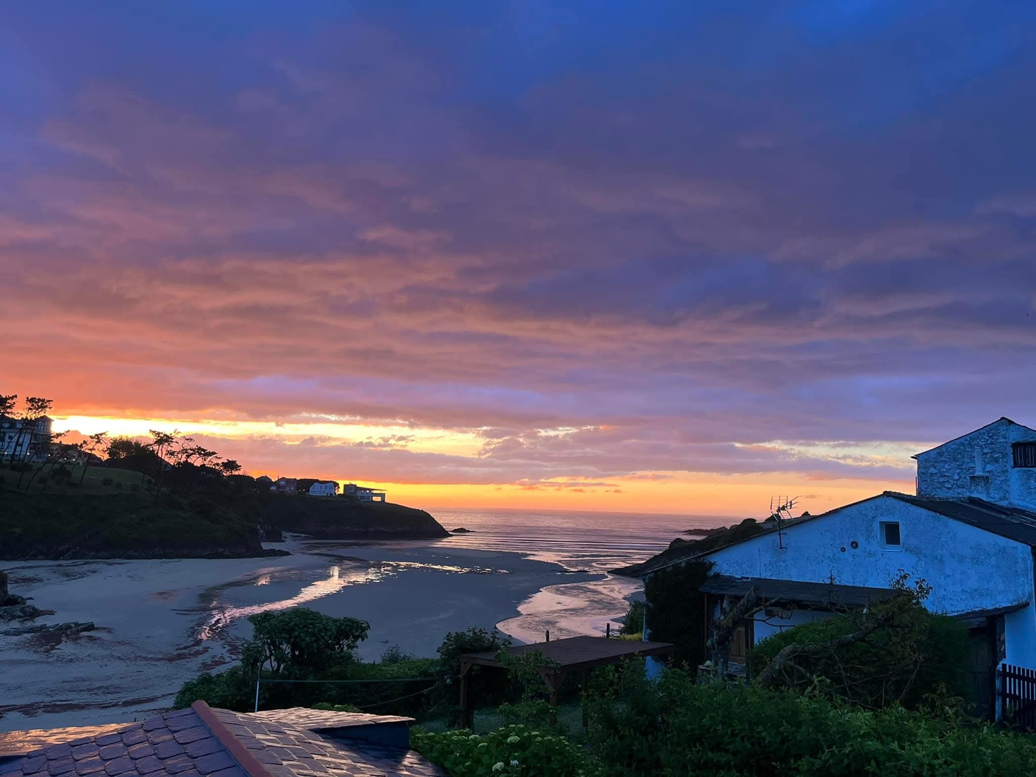 Atardecer playa Anguileiro, desde A Volta
