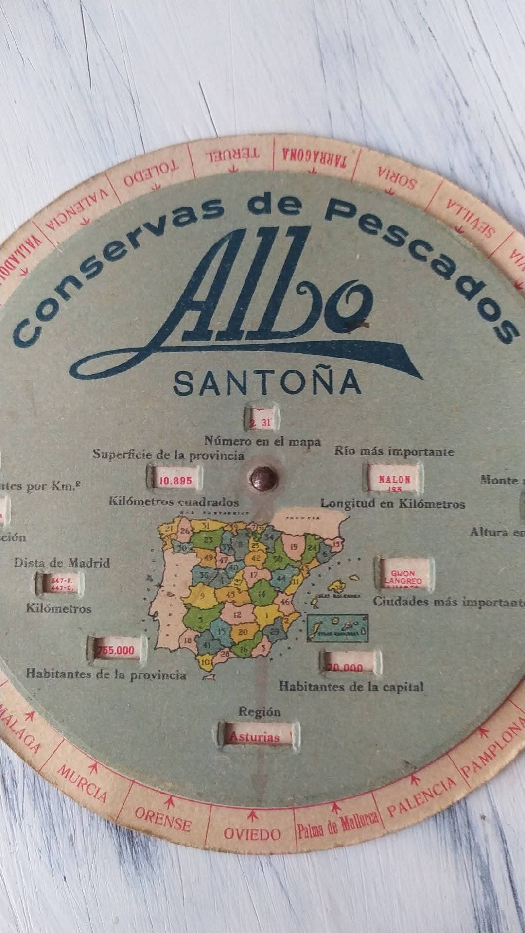 Anagrama conservas de pescado Albo en Tapia de Casariego