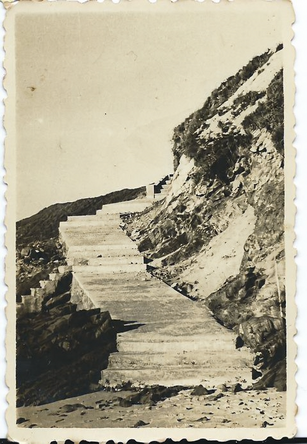 Escalera de acceso Playa del Anguileiro